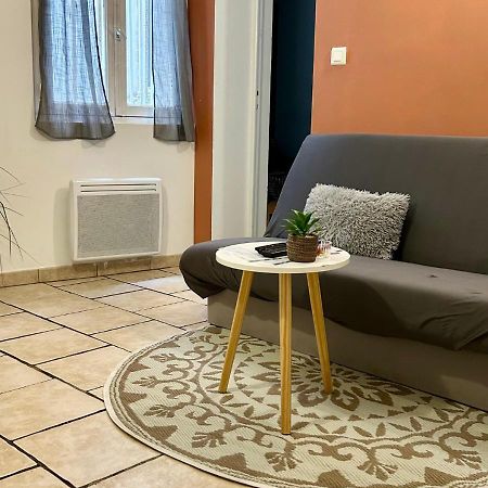 Apartamento Le Cocon Des Carmes - Hypercentre Aviñón Exterior foto